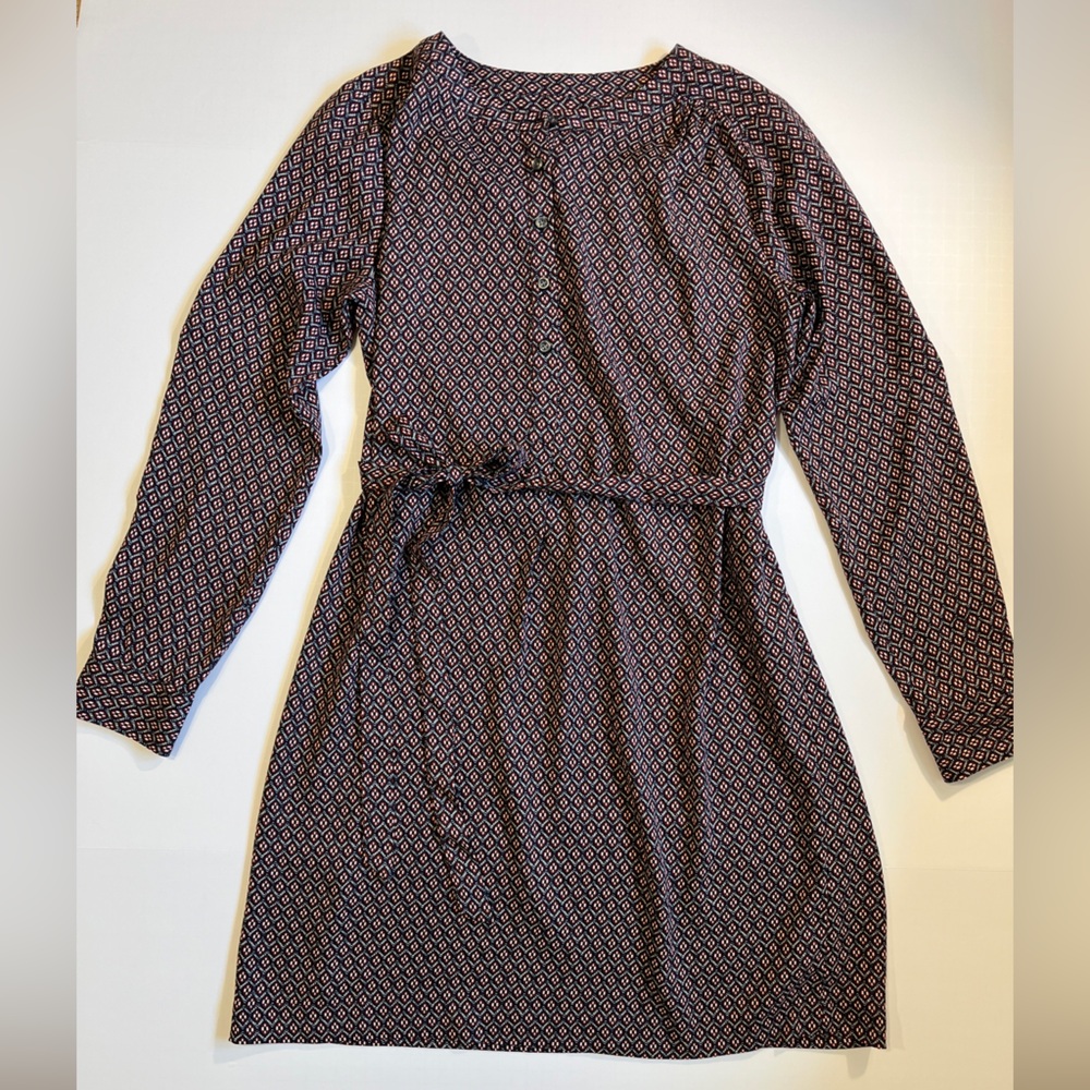 LOFT Geometric Long Sleeve Dress - Black and White